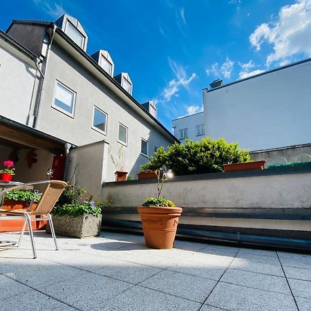 Pension Zum Blumchen Schwerin  Exterior photo