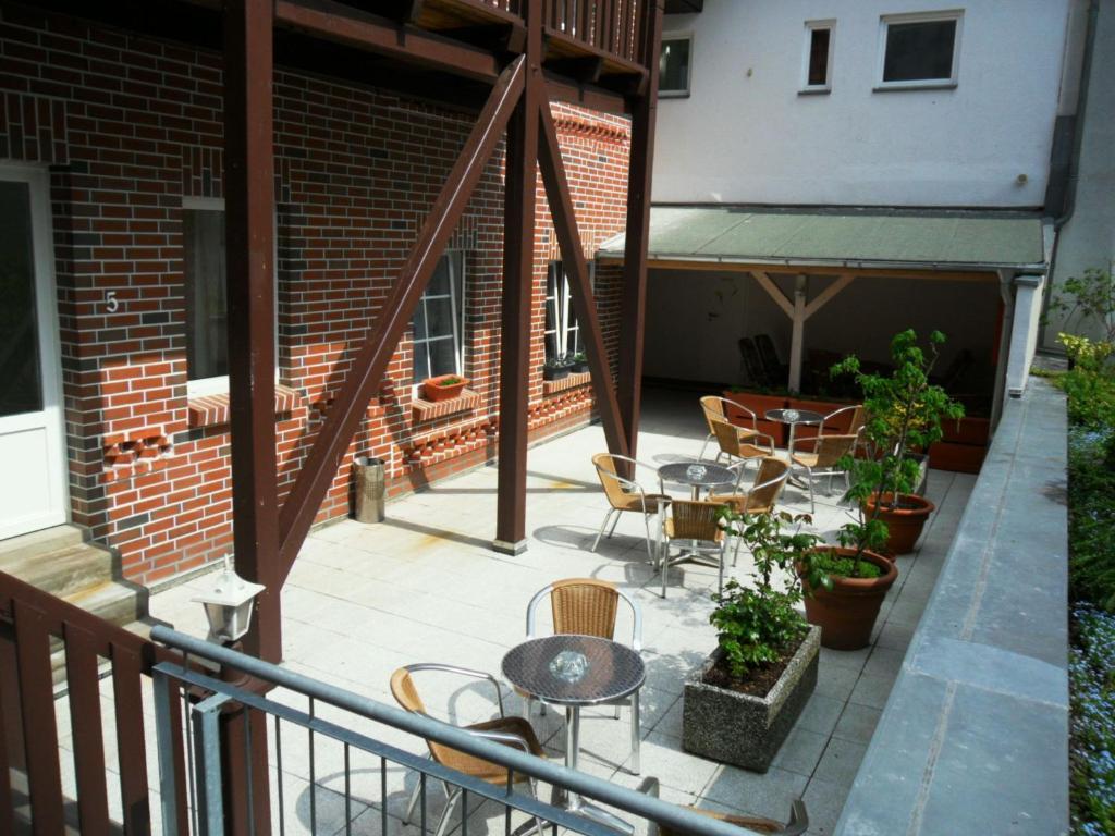 Pension Zum Blumchen Schwerin  Exterior photo